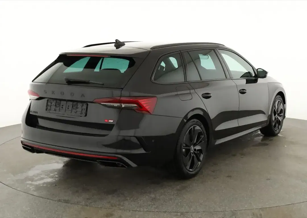 Skoda Octavia - Thumbnail 3