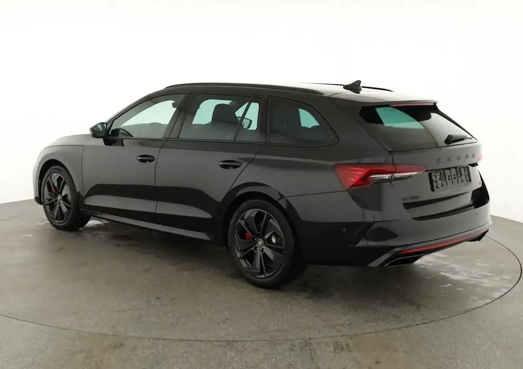 Skoda Octavia - Thumbnail 4