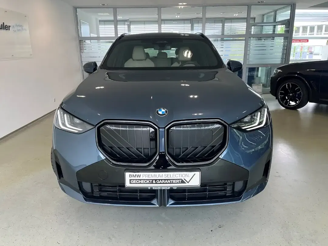 BMW X3 - Thumbnail 2