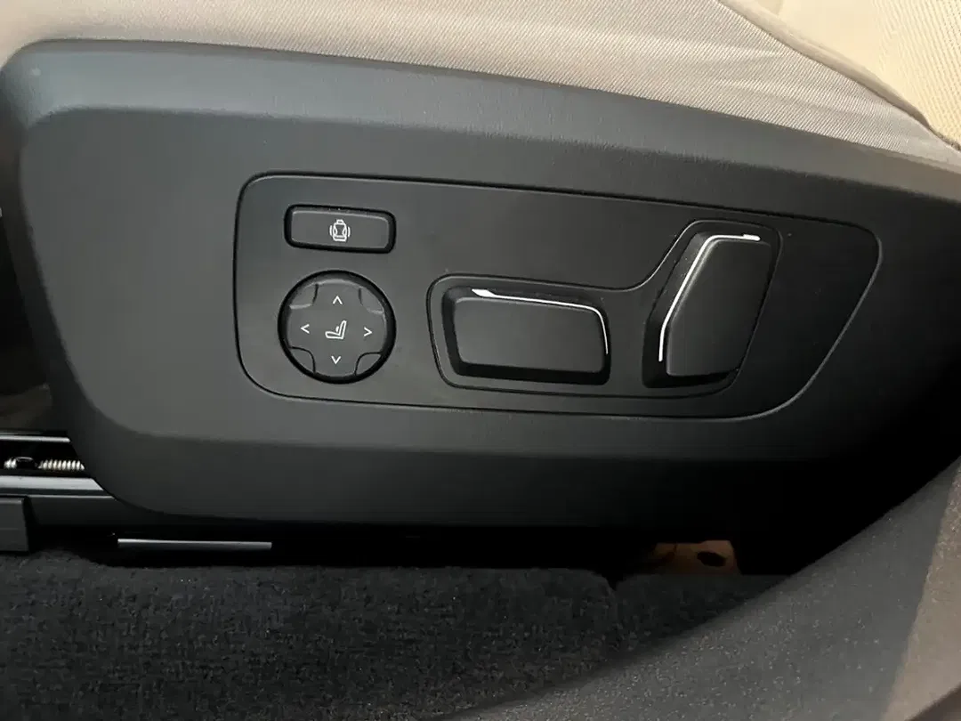 BMW X3 - Thumbnail 8
