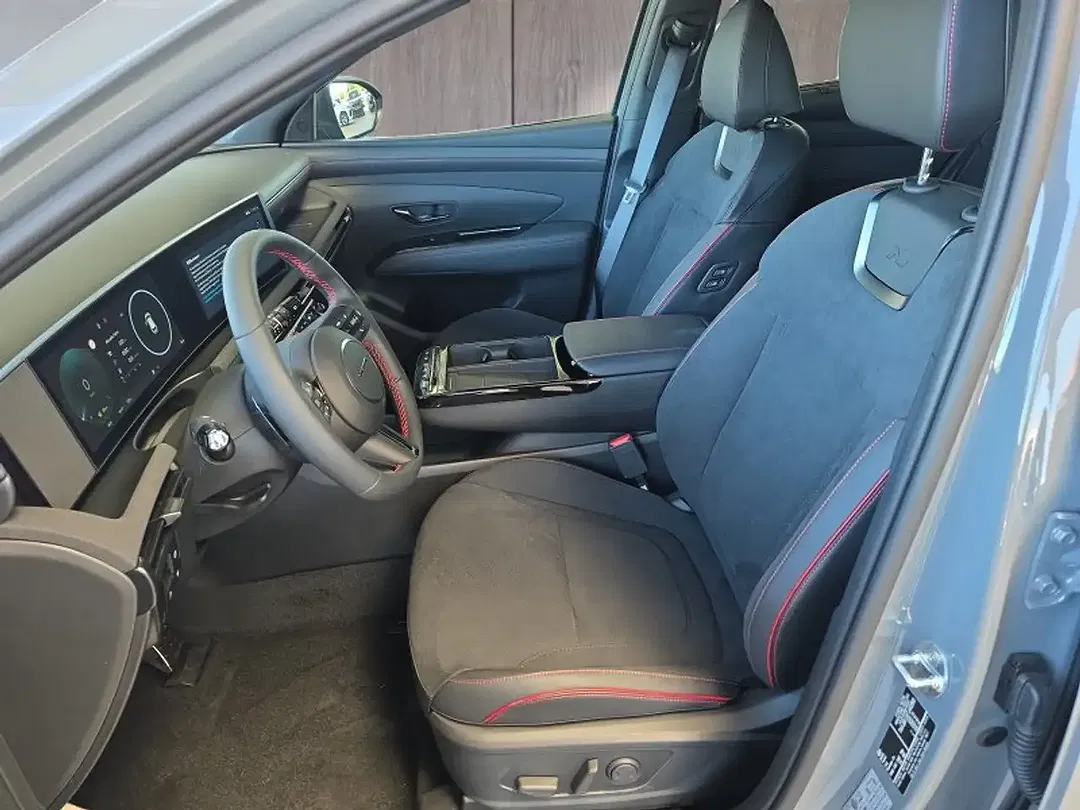 Hyundai TUCSON - Thumbnail 9