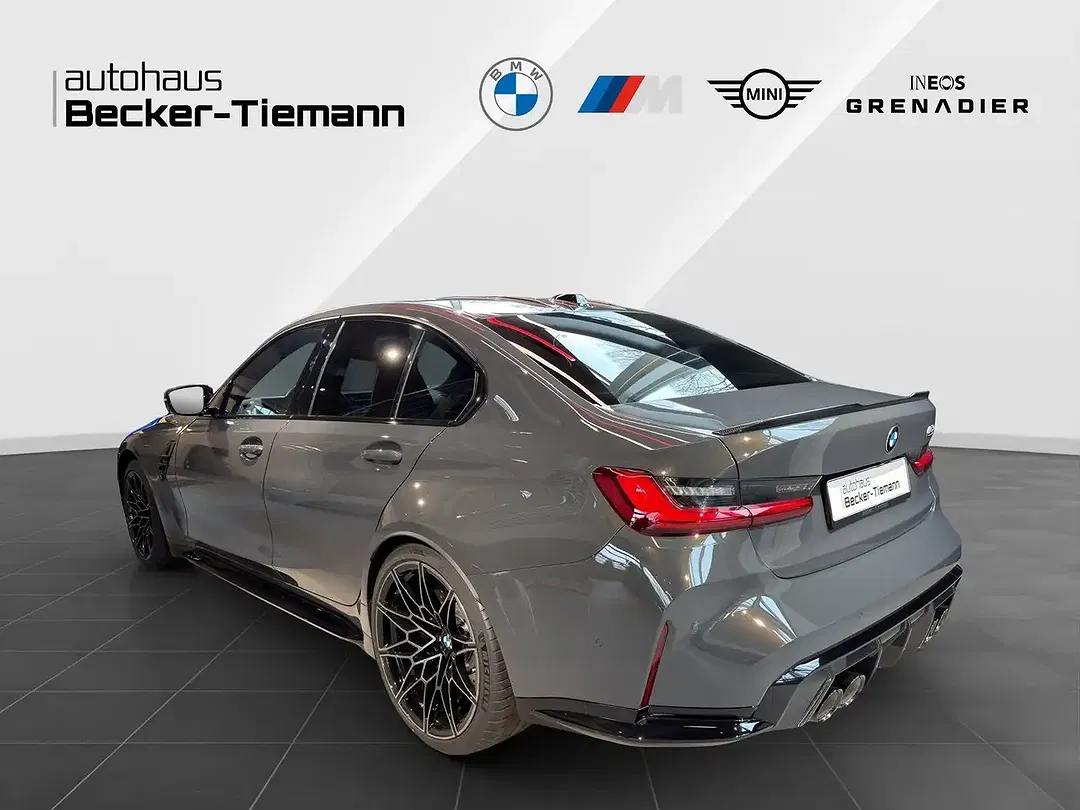 BMW M3 - Thumbnail 3