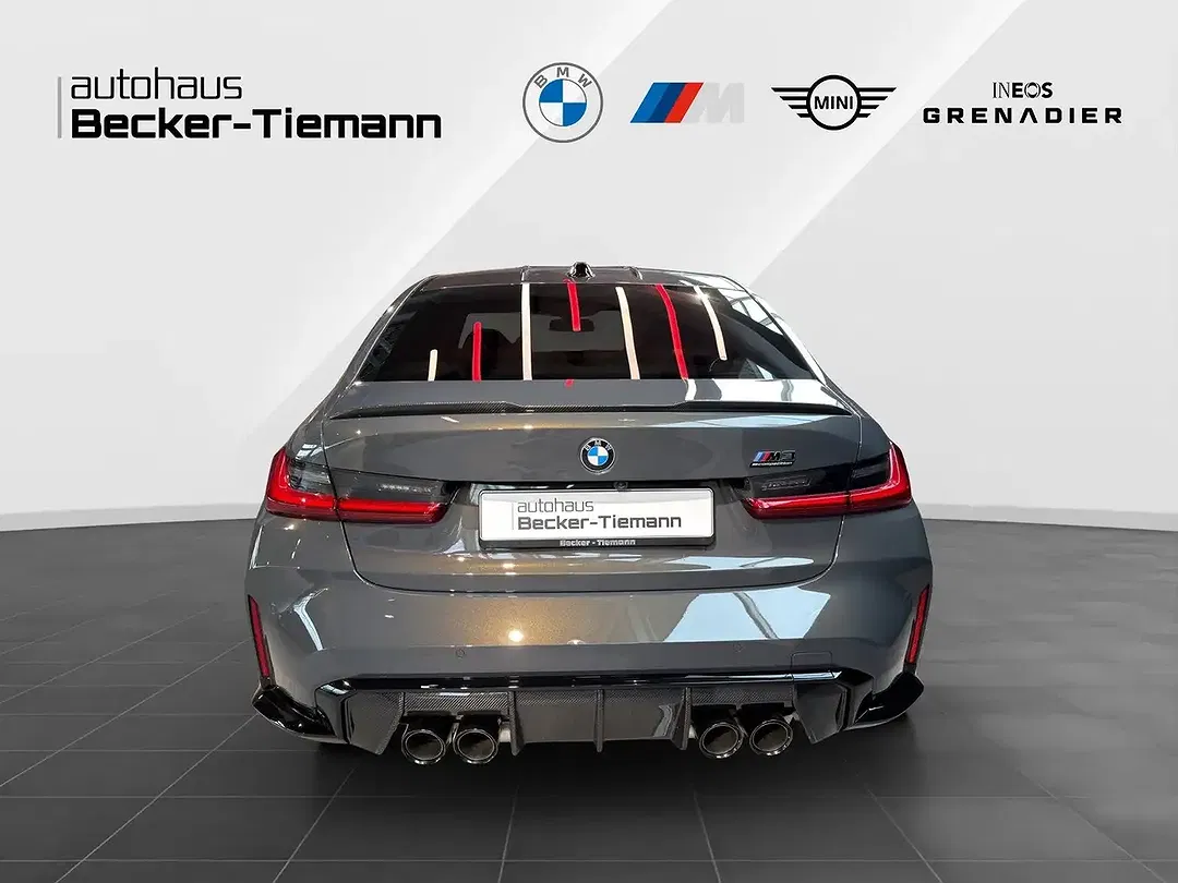 BMW M3 - Thumbnail 4