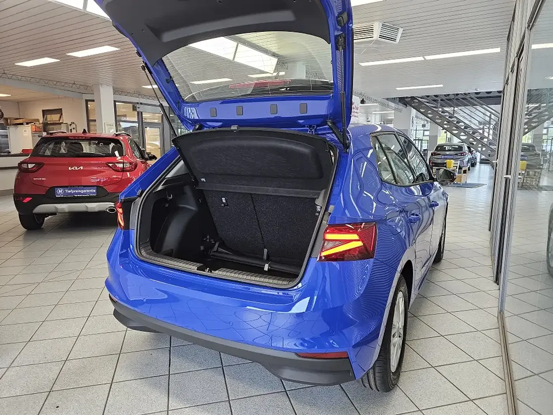 Skoda Fabia - Thumbnail 3