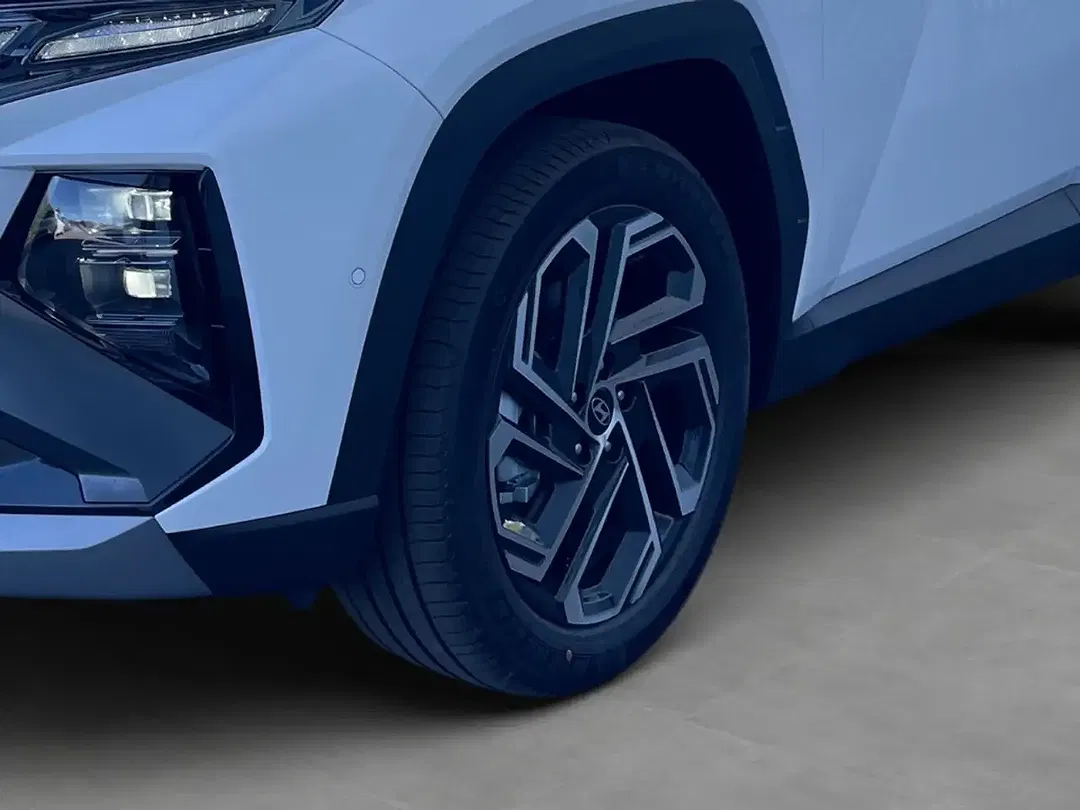 Hyundai TUCSON - Thumbnail 7