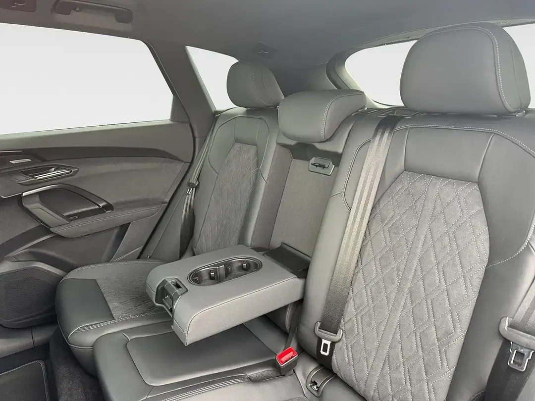 Audi Q5 - Thumbnail 8
