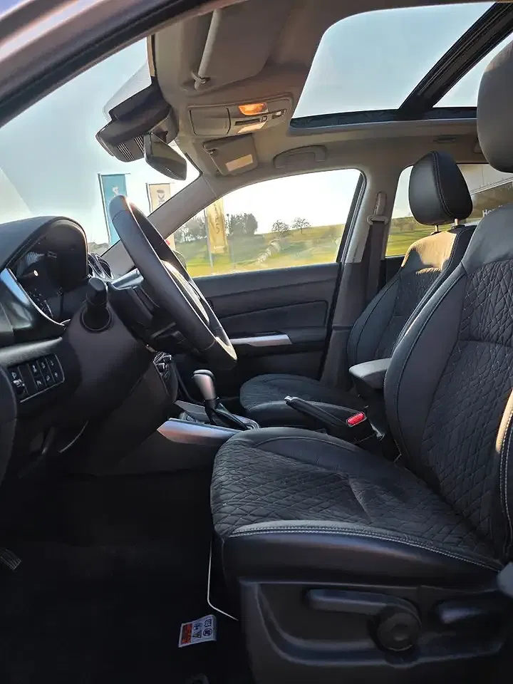Suzuki Vitara - Thumbnail 13