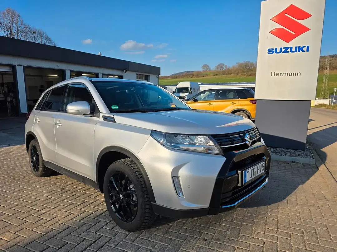 Suzuki Vitara - Thumbnail 8