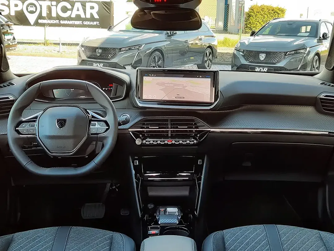 Peugeot 2008 - Thumbnail 9
