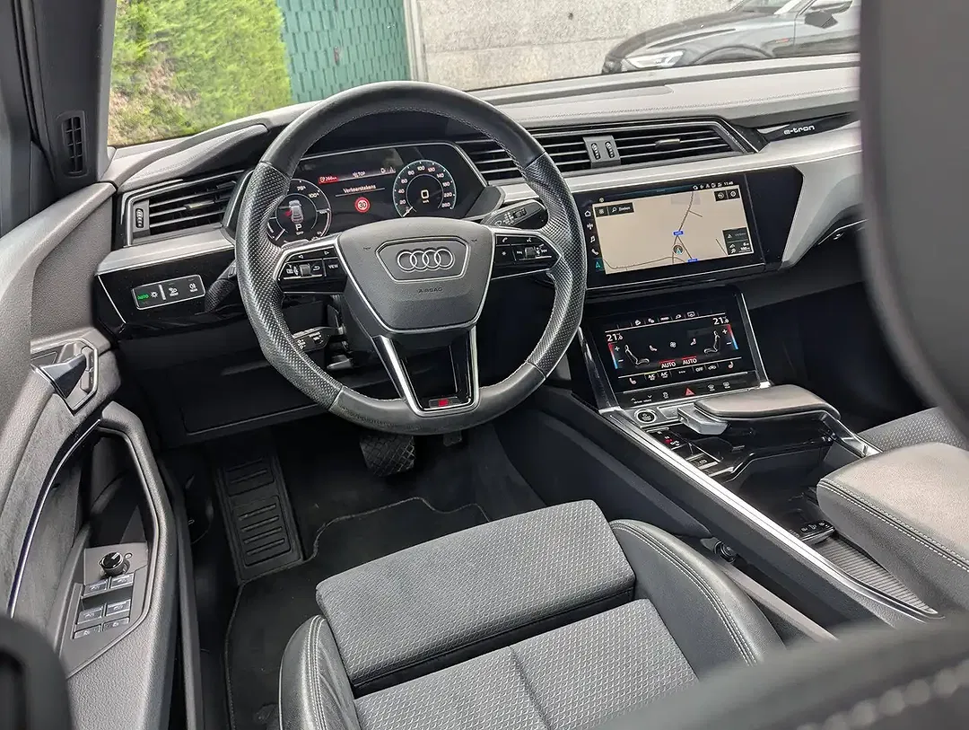 Audi Q8 e-tron - Thumbnail 5