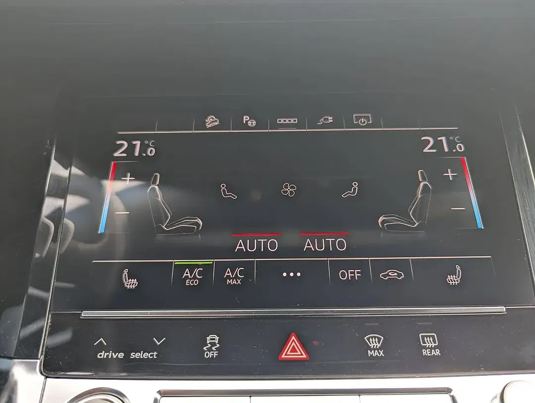Audi Q8 e-tron - Thumbnail 6