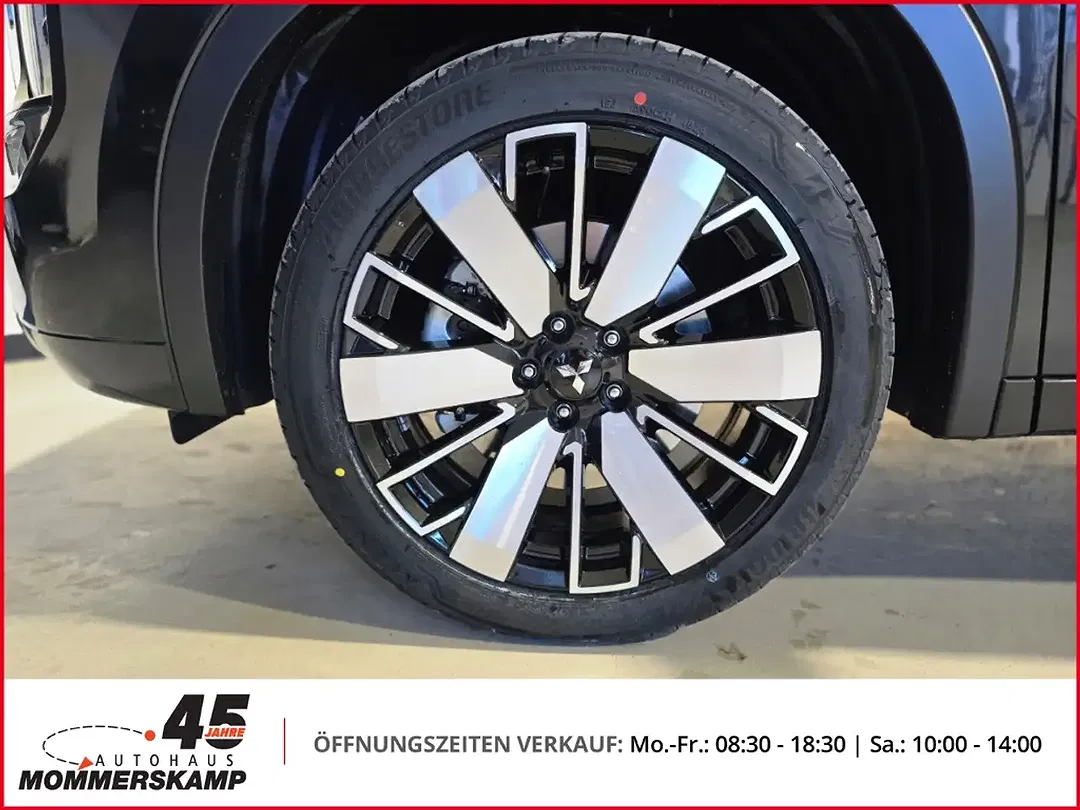 Mitsubishi Outlander - Thumbnail 14