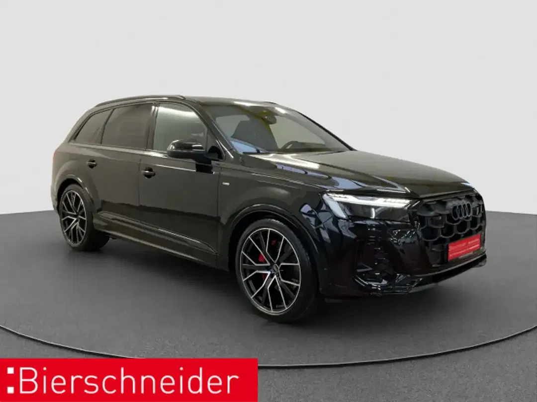 Audi Q7 - Thumbnail 3