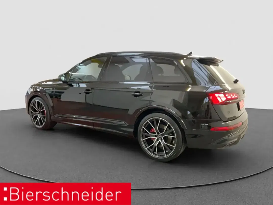 Audi Q7 - Thumbnail 5