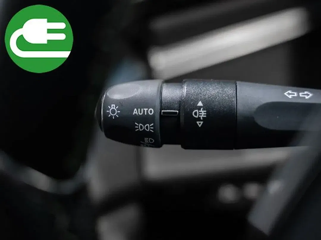 Peugeot 308 - Thumbnail 15