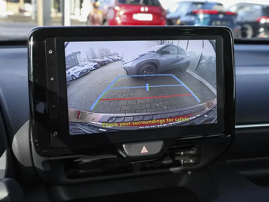 Toyota Yaris - Thumbnail 15