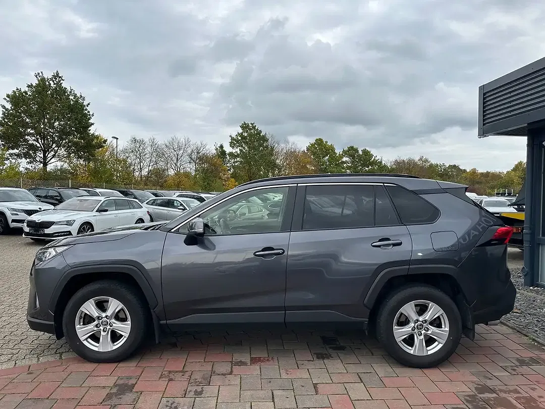 Toyota RAV 4 - Thumbnail 4