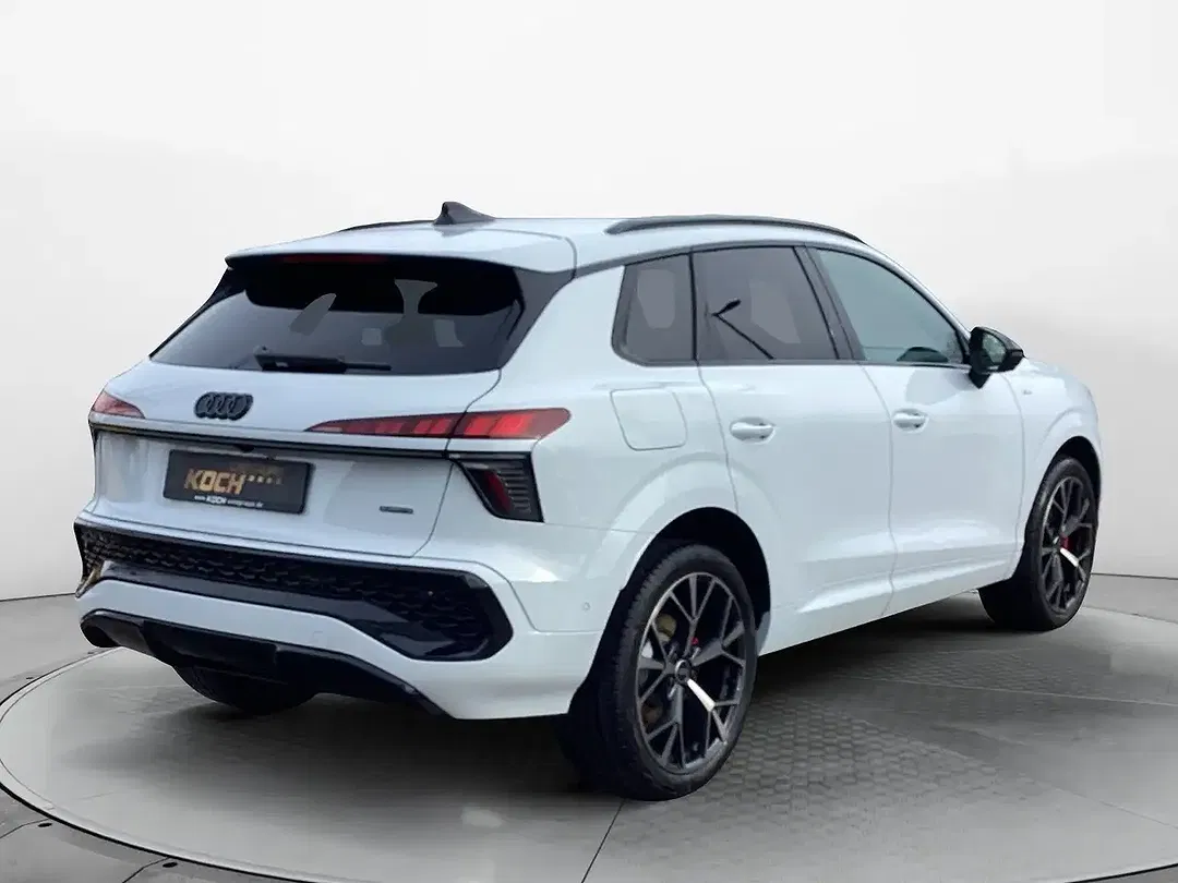 Audi Q3 - Thumbnail 8