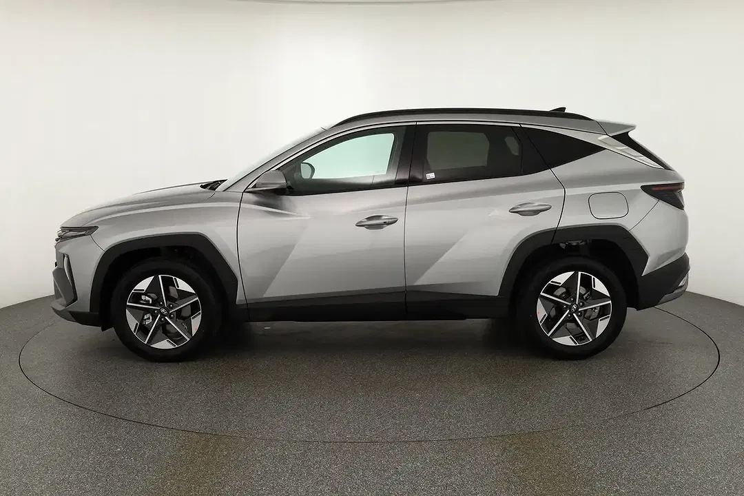 Hyundai TUCSON - Thumbnail 1