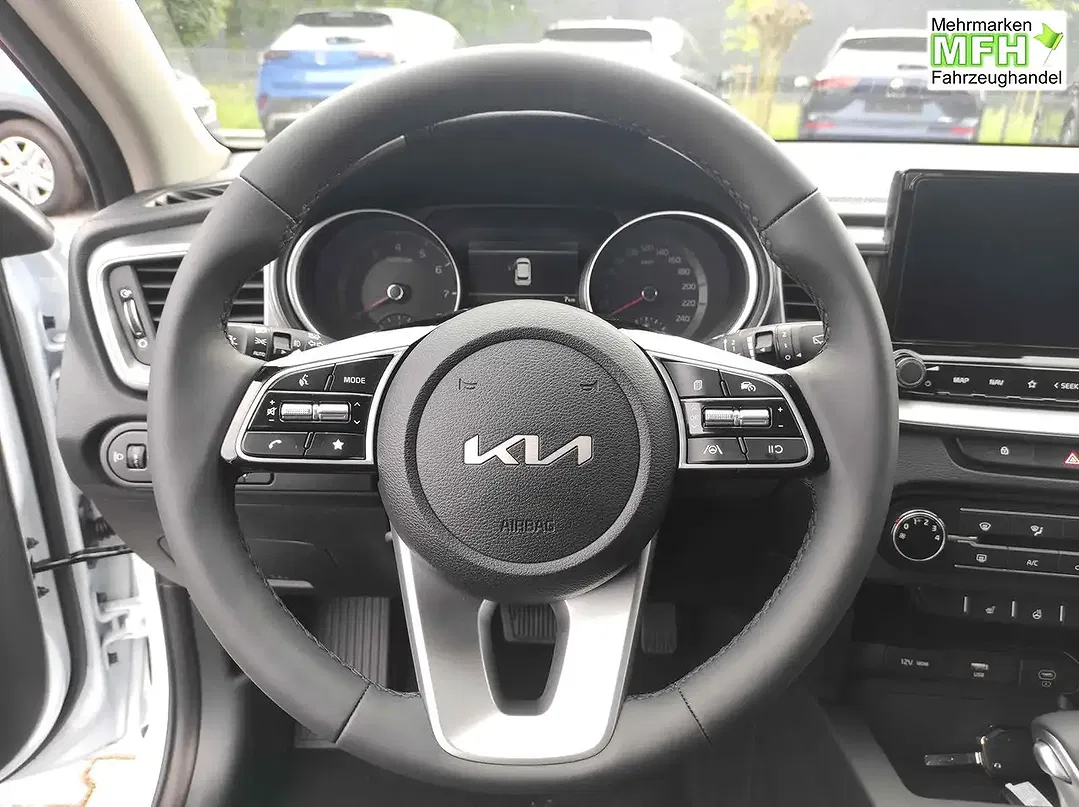 Kia Ceed / cee'd - Thumbnail 10