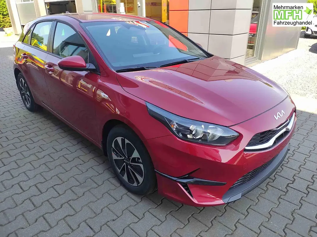 Kia Ceed / cee'd - Thumbnail 3