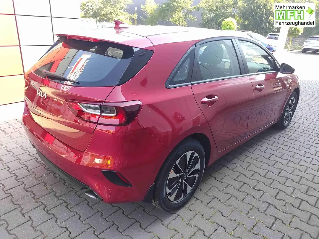 Kia Ceed / cee'd - Thumbnail 4