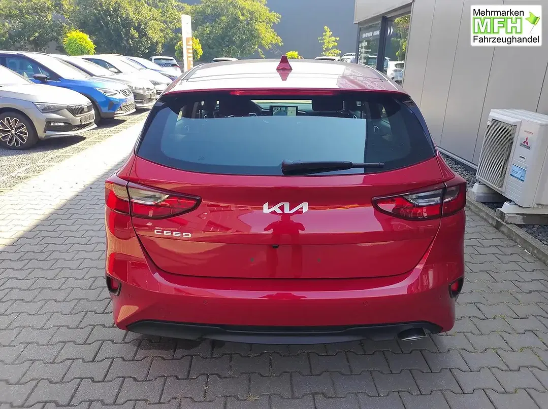 Kia Ceed / cee'd - Thumbnail 5