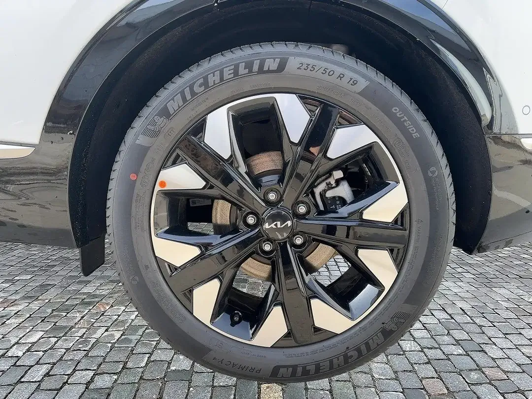 Kia Sportage - Thumbnail 12