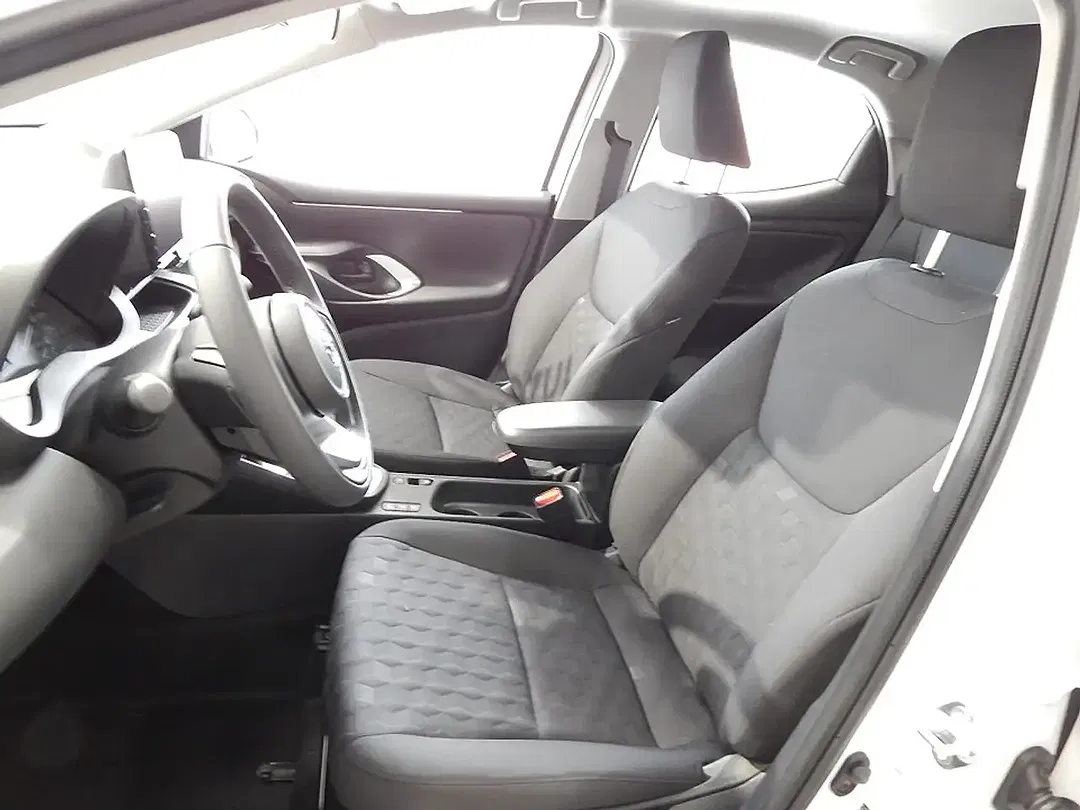 Mazda 2 - Thumbnail 11