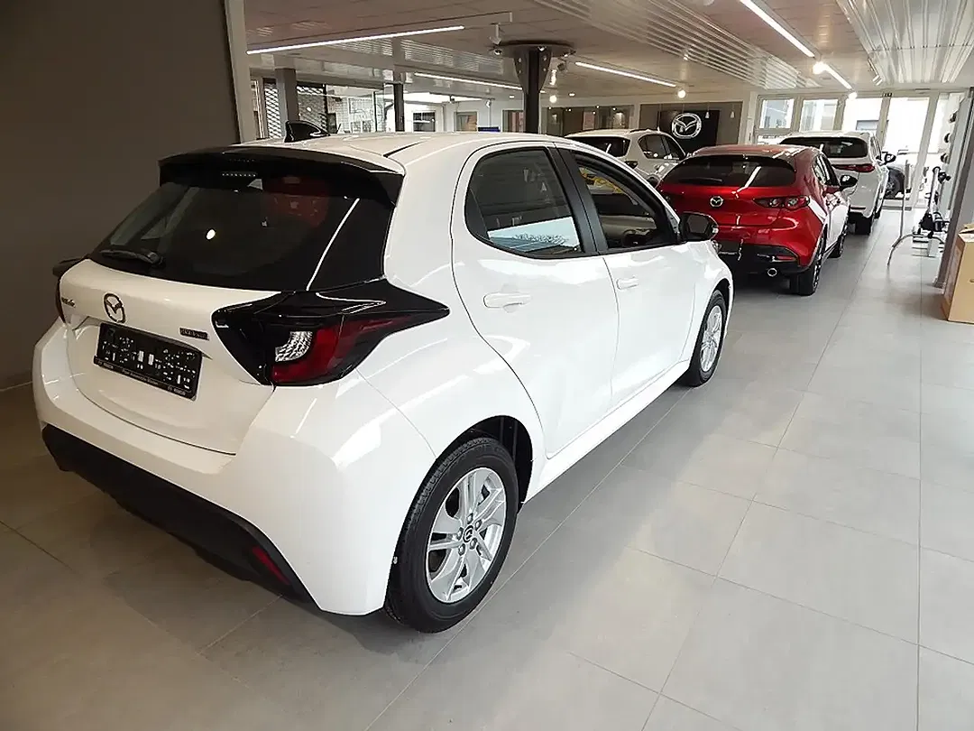 Mazda 2 - Thumbnail 8