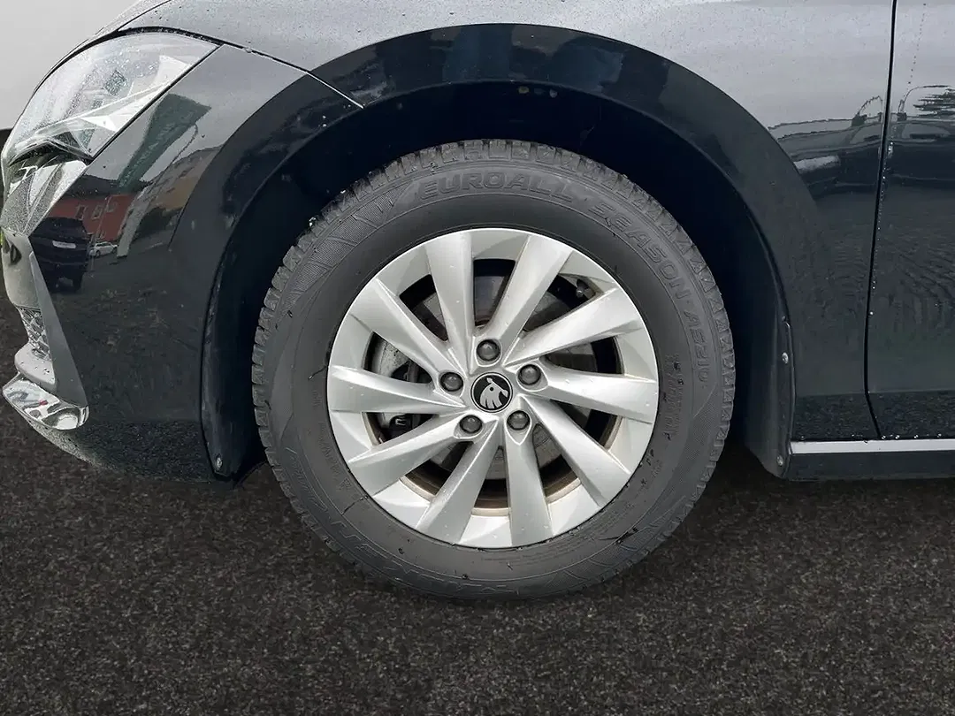 Skoda Superb - Thumbnail 14