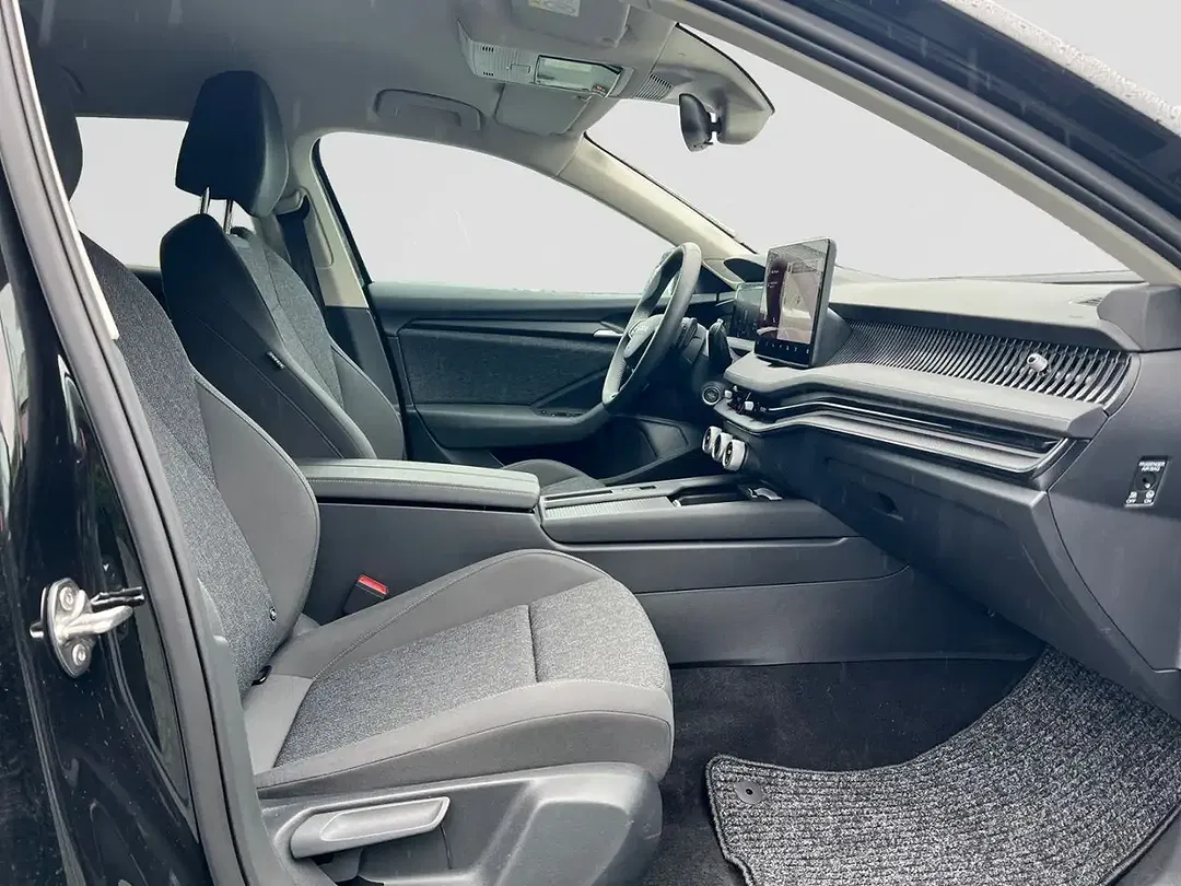Skoda Superb - Thumbnail 15