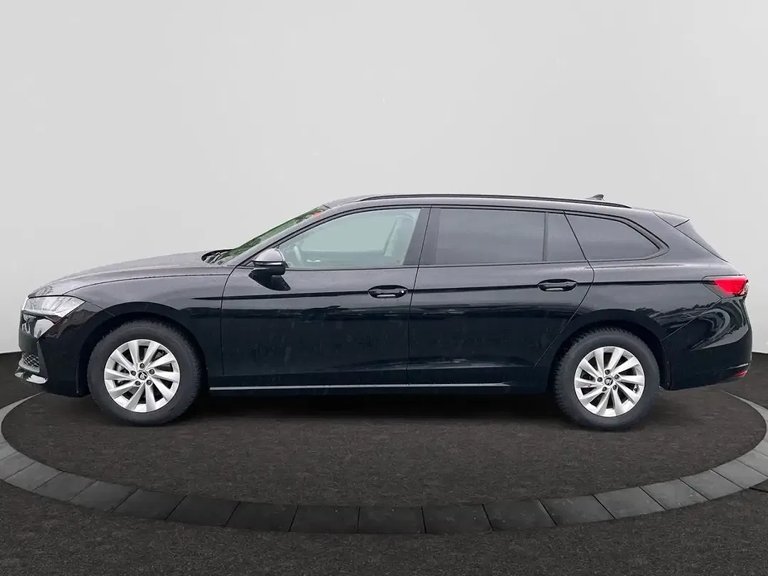 Skoda Superb - Thumbnail 2