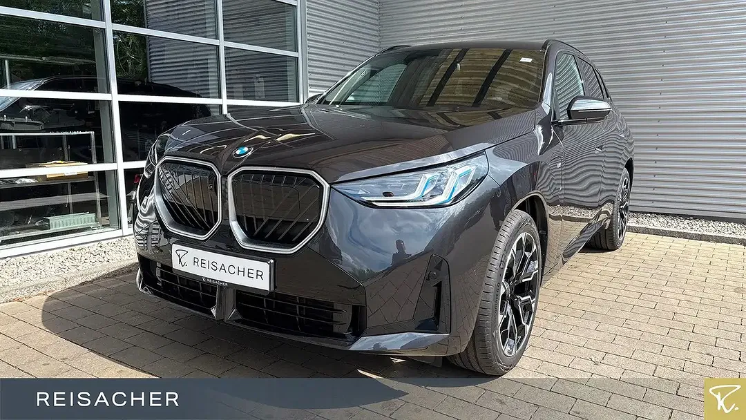 BMW X3 - Thumbnail 1