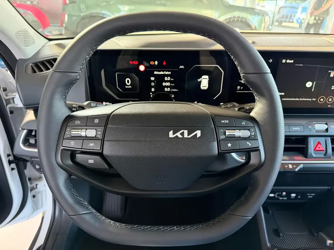Kia K4 - Thumbnail 10