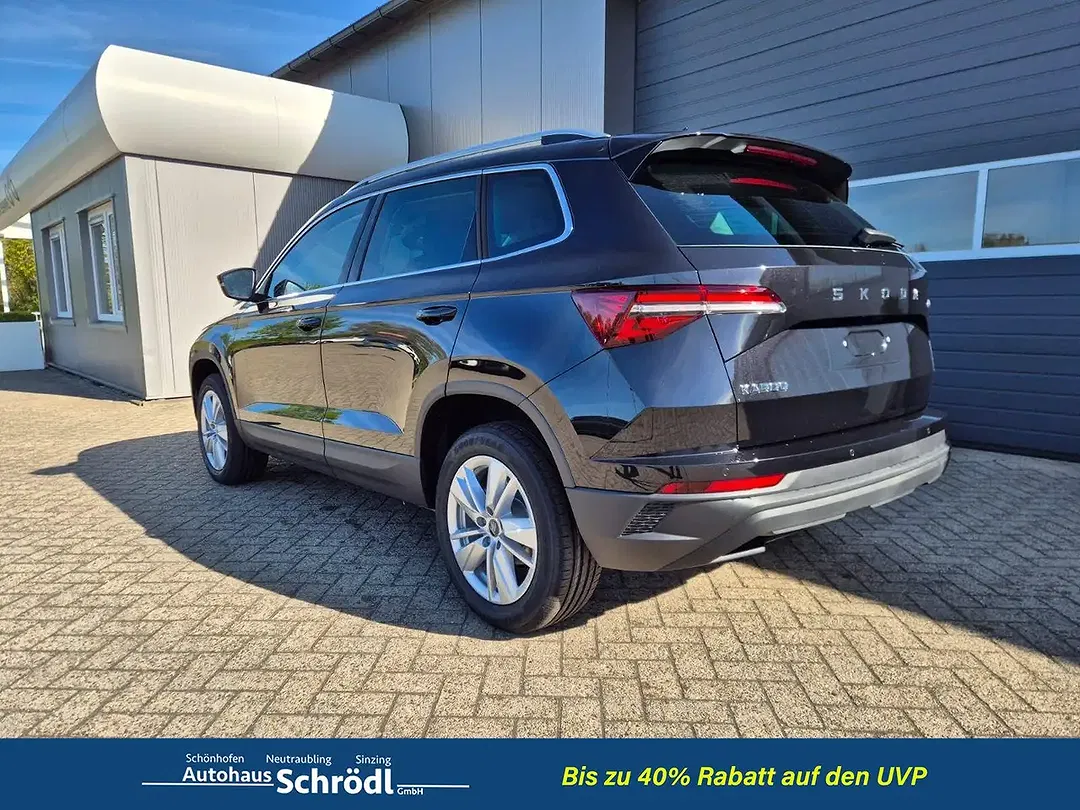 Skoda Karoq - Thumbnail 3