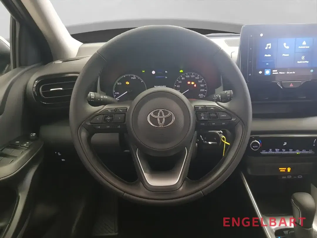 Toyota Yaris - Thumbnail 7