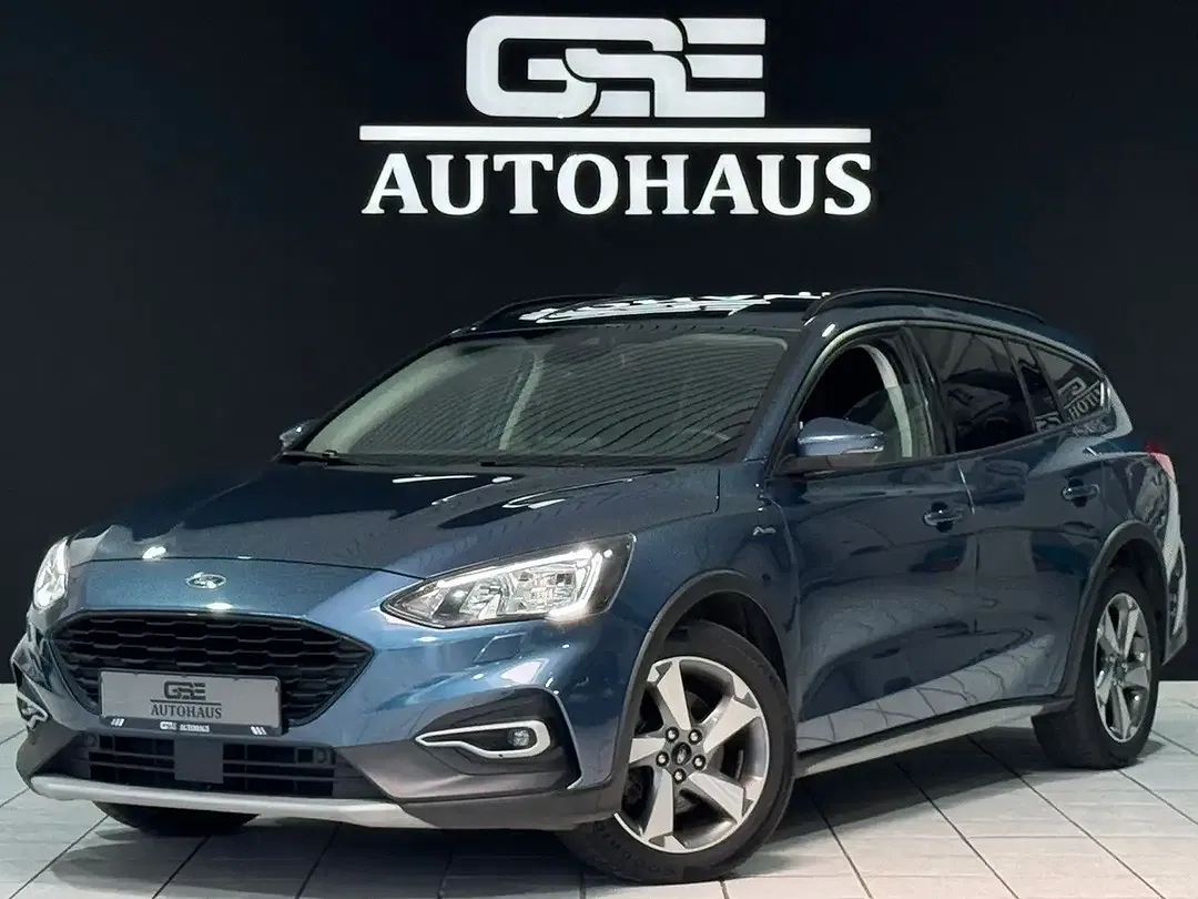 Ford Focus - Thumbnail 6