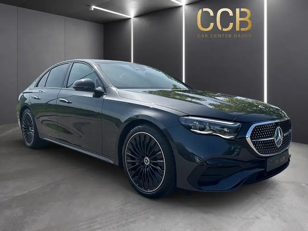 Mercedes-Benz E 200 - Thumbnail 3