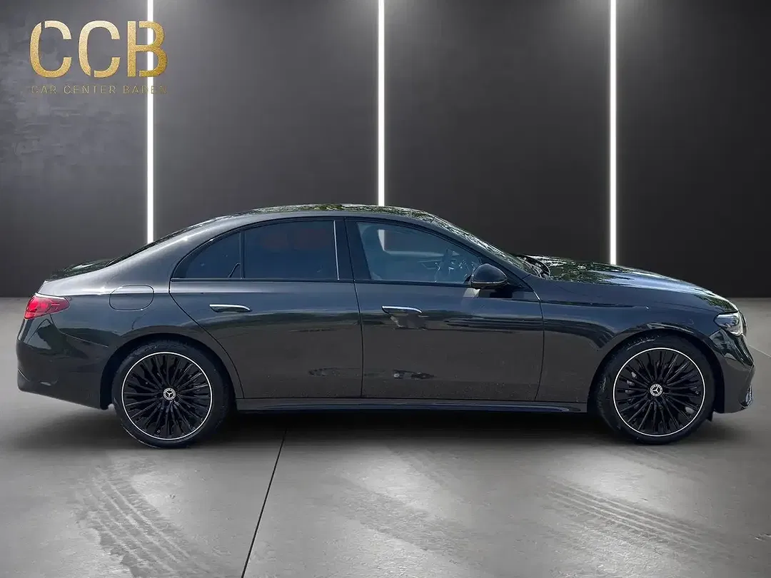 Mercedes-Benz E 200 - Thumbnail 4