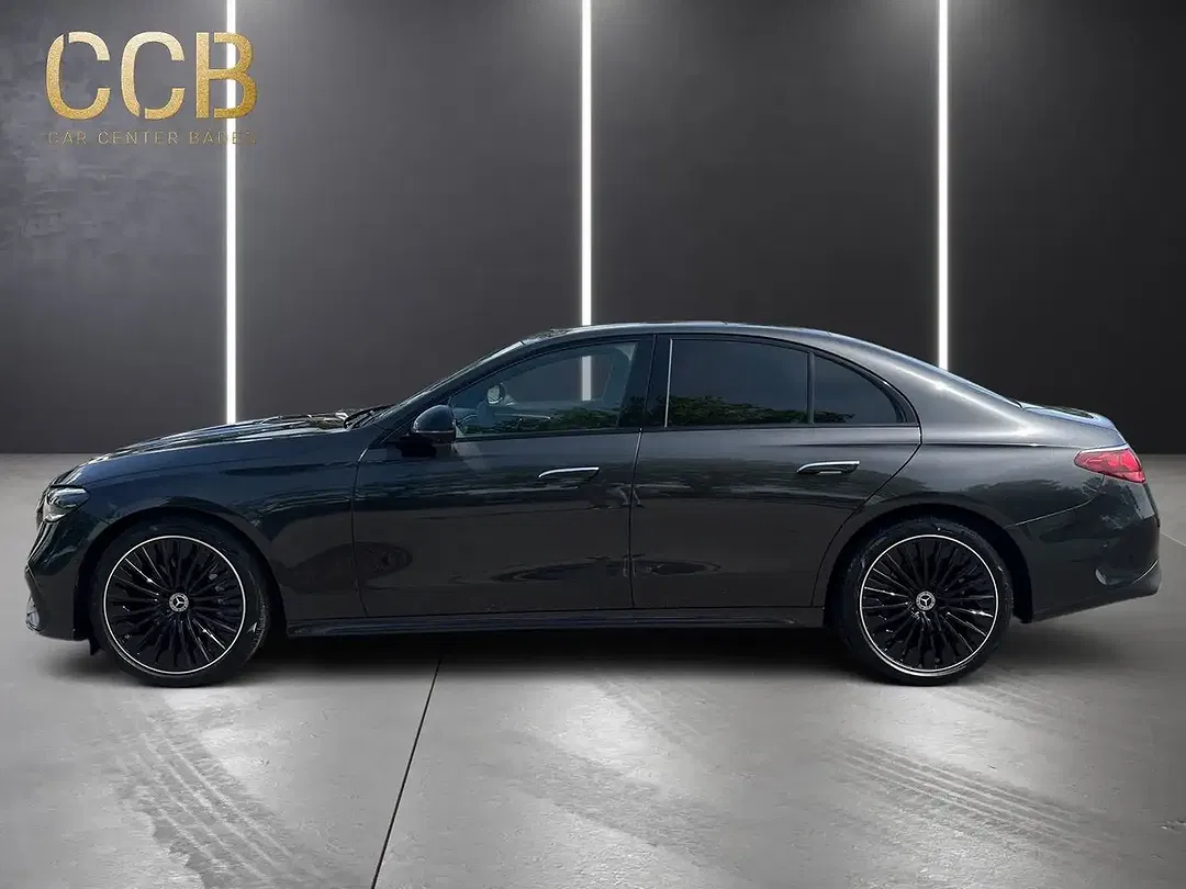 Mercedes-Benz E 200 - Thumbnail 8