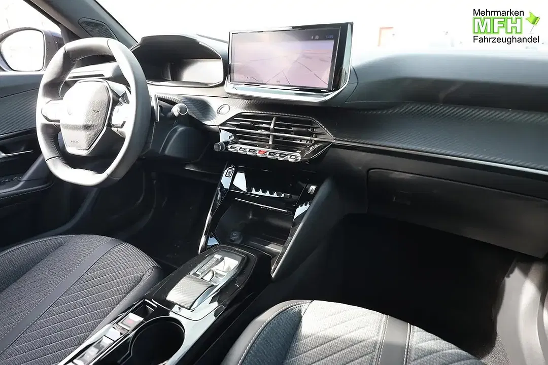 Peugeot 2008 - Thumbnail 8
