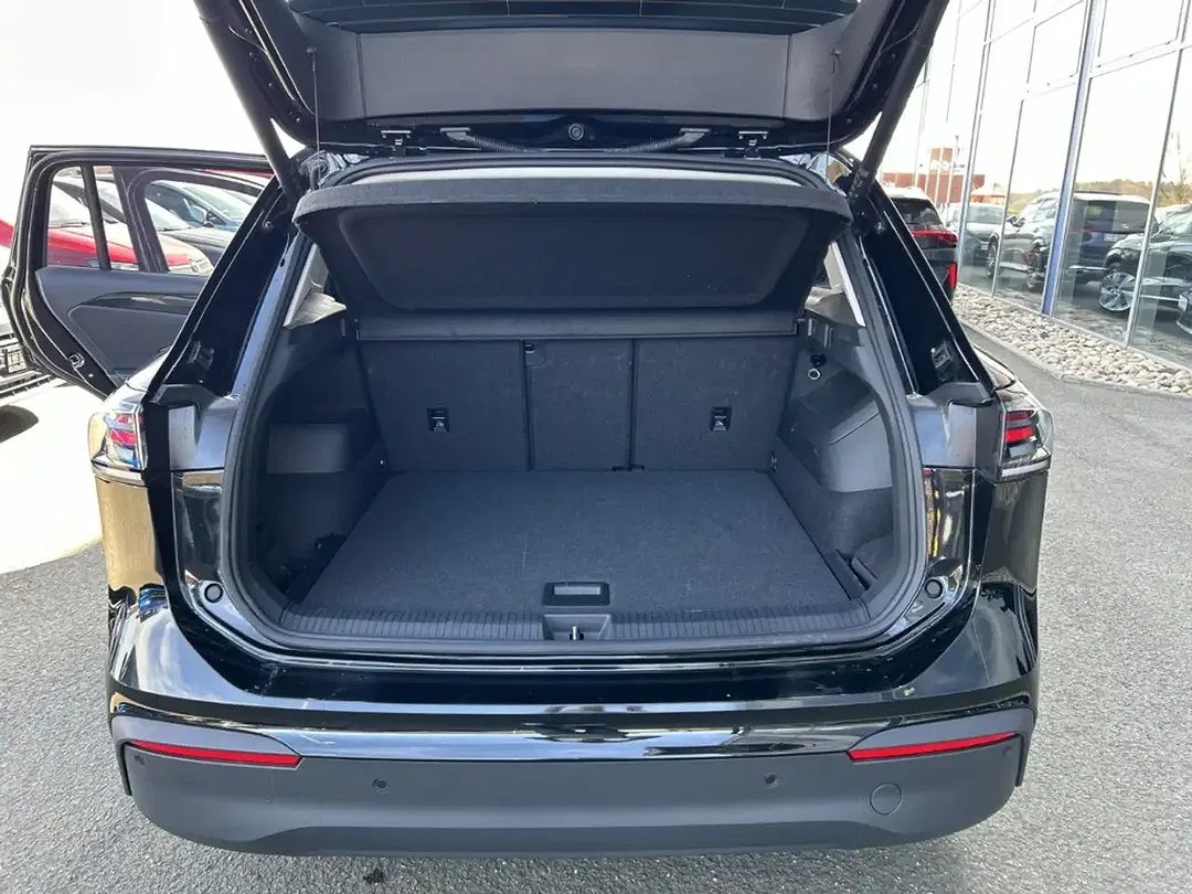 Volkswagen Tiguan - Thumbnail 16
