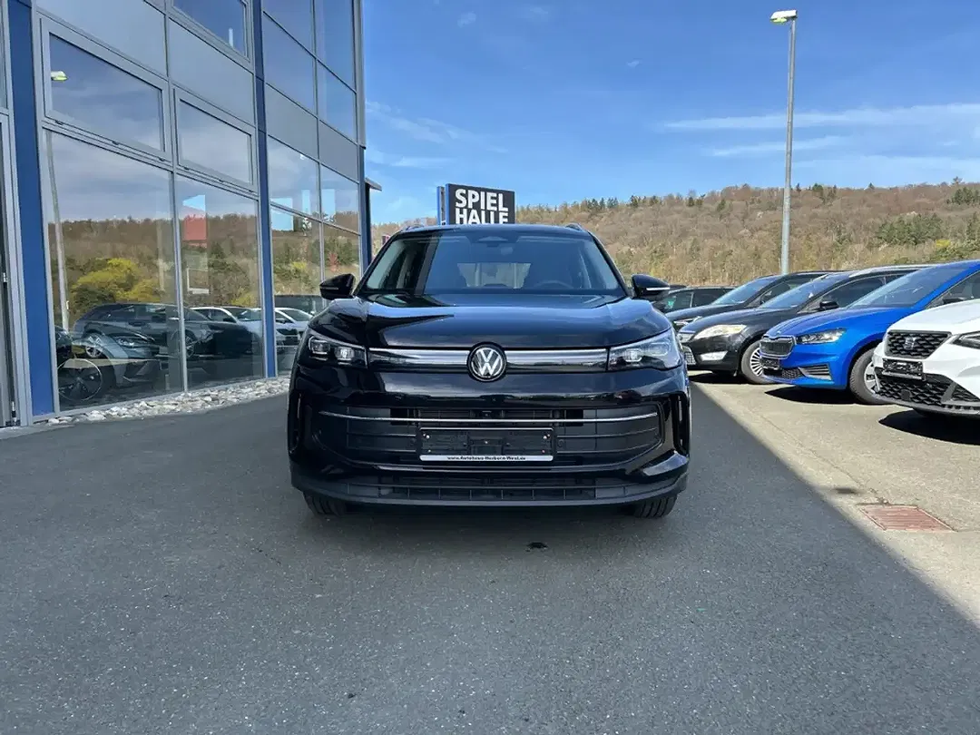 Volkswagen Tiguan - Thumbnail 17