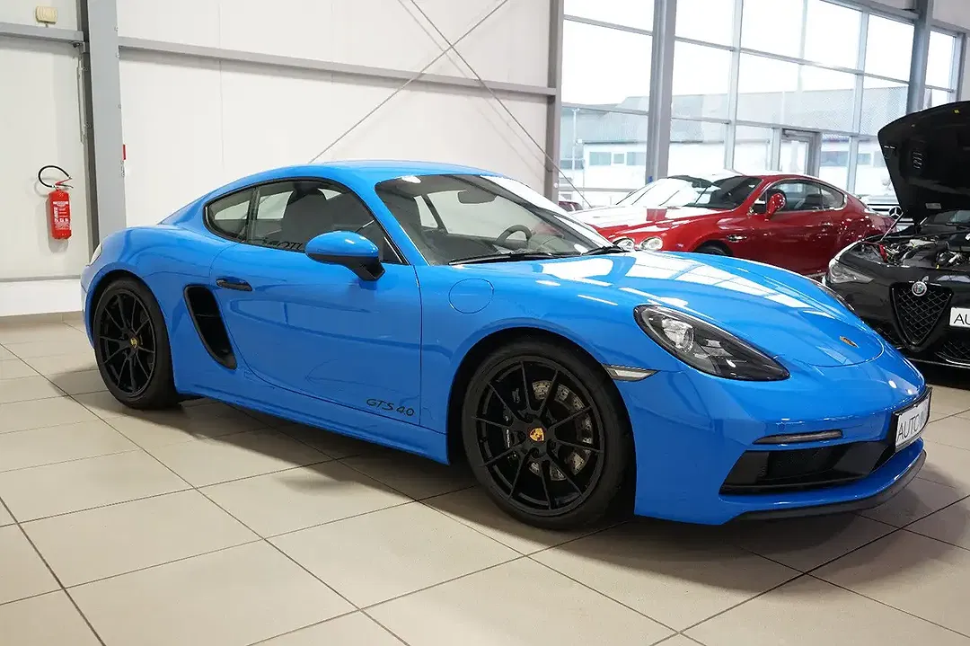 Porsche Cayman - Thumbnail 6