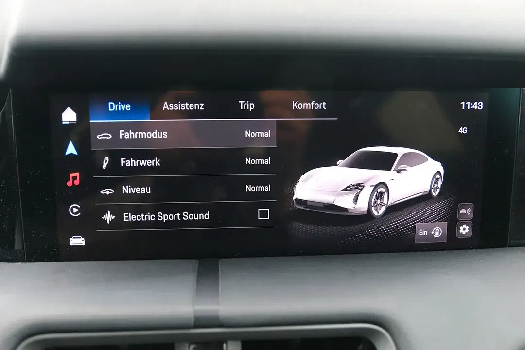 Porsche Taycan - Thumbnail 15