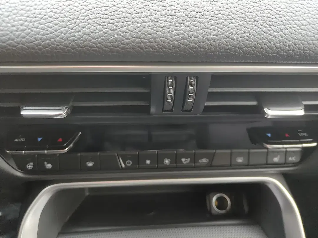 Mazda CX-60 - Thumbnail 15