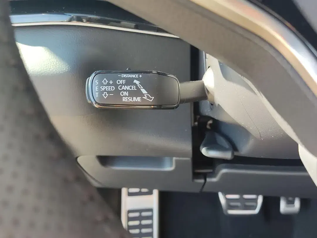 Skoda Karoq - Thumbnail 11