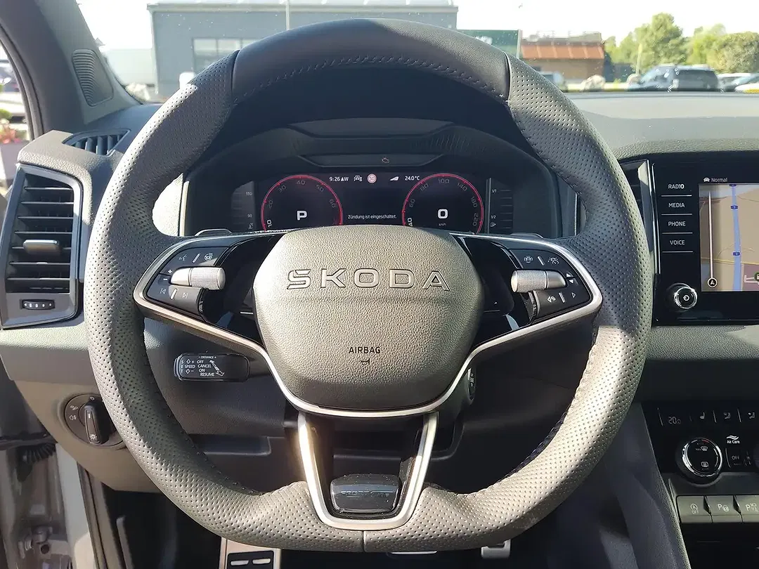 Skoda Karoq - Thumbnail 12