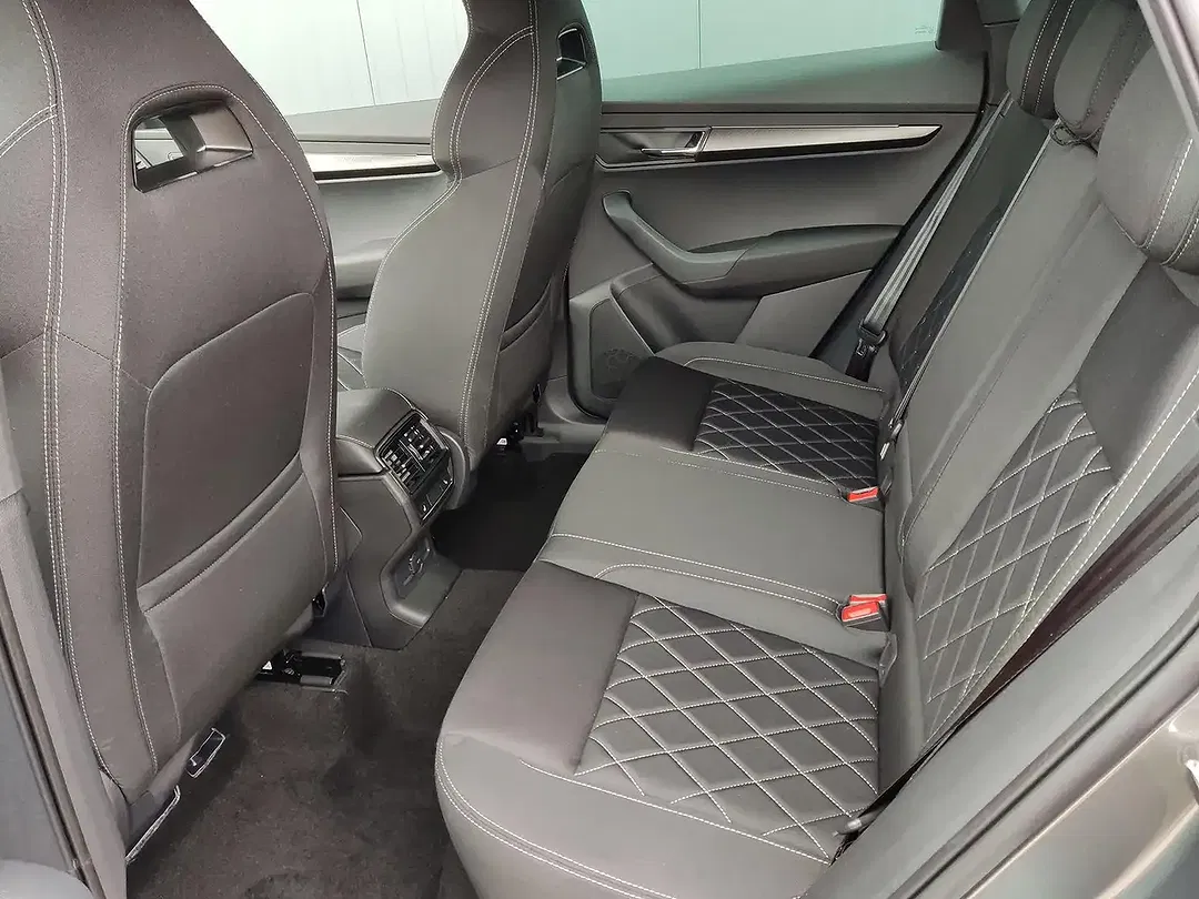 Skoda Karoq - Thumbnail 5
